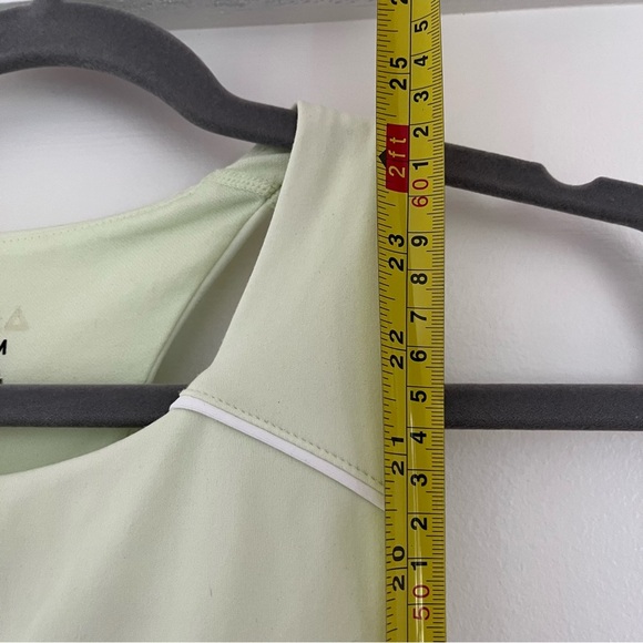 Reebok green Tank Top built in sports bra workout gym exercise women’s medium - Picture 8 of 10